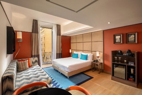 The Independent Hotel image 3